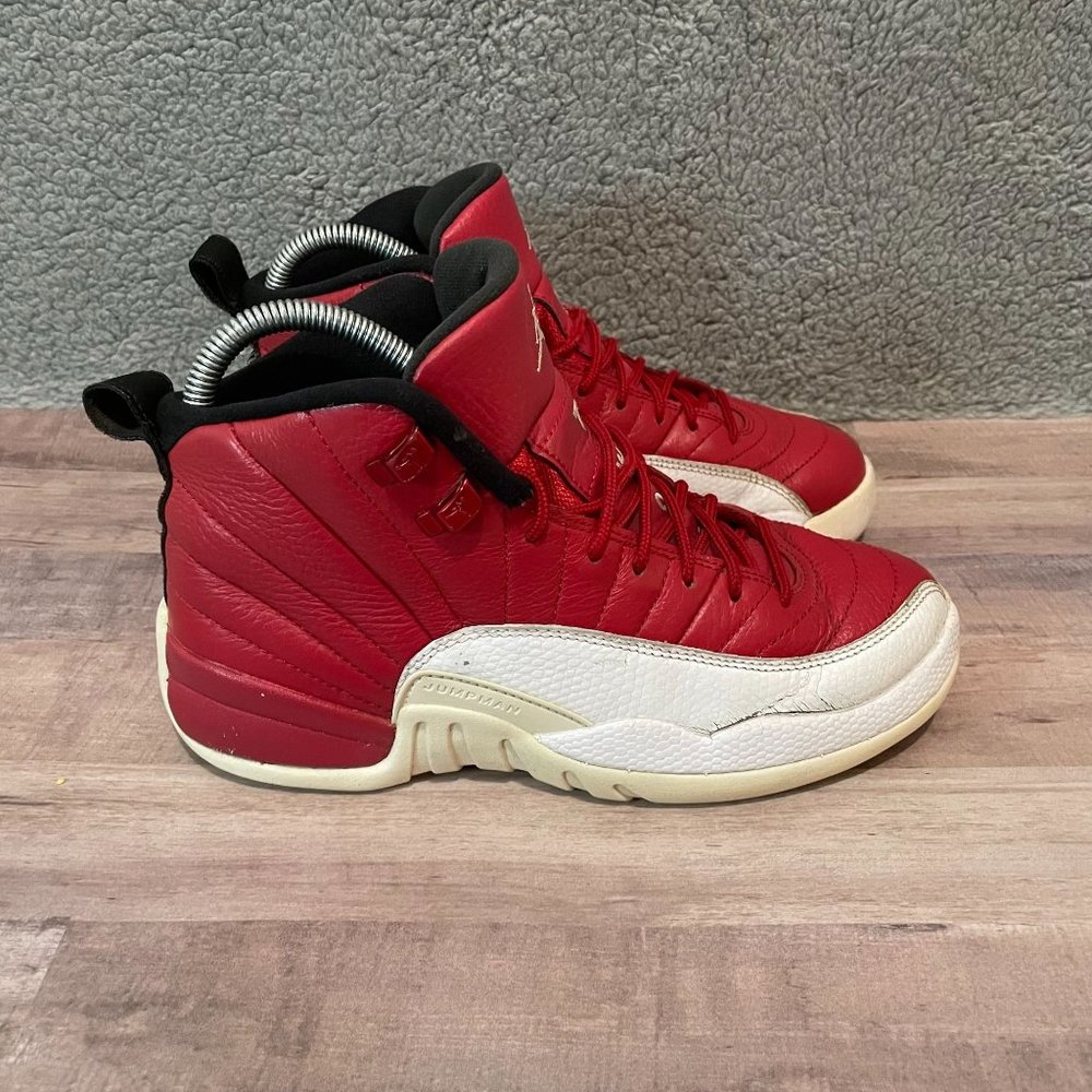 Nike Air Jordan 12 Retro GS 'Gym Red' 2016 153265-600 Youth Size 6Y Women’s 7.5